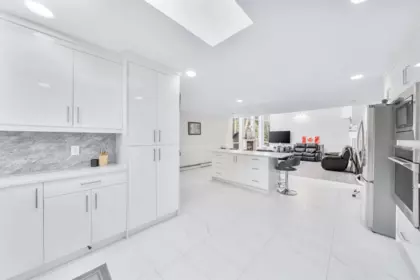 Breakfast Nook Photo of 14339 74a Avenue, Surrey, BC