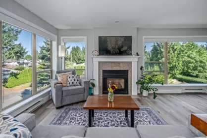 Primary Bedroom Photo of 304 33731 Marshall Road, Abbotsford, BC