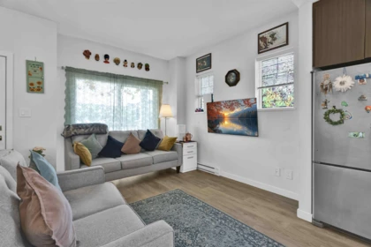 Pantry Photo of 2 32633 Simon Avenue, Abbotsford, BC