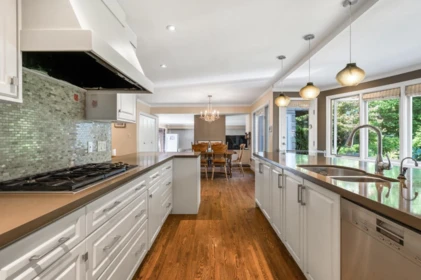 Kitchen Island Photo of 1545 W 49th Avenue, Vancouver, BC