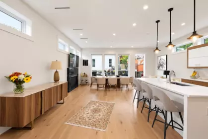 Breakfast Nook Photo of 344 E 21 Street, North Vancouver, BC