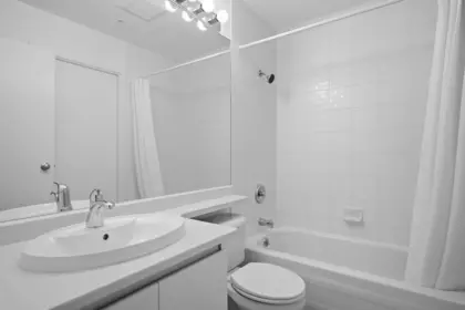 Guest Bathroom Photo of 1110 989 Nelson Street, Vancouver, BC