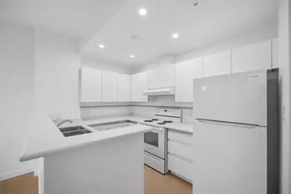 Pantry Photo of 1110 989 Nelson Street, Vancouver, BC