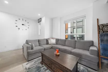 Family Room Photo of 49 19760 55 Avenue, Langley, BC