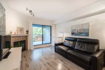 208 102 Begin Street, Coquitlam, BC, Coquitlam — Apartment/Condo for sale