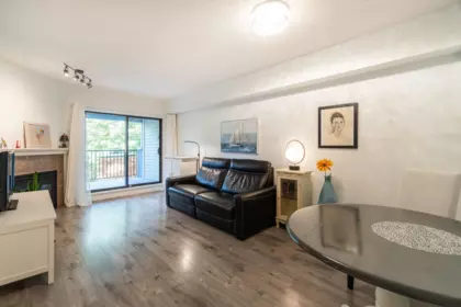208 102 Begin Street, Coquitlam, BC, Coquitlam — Apartment/Condo for sale