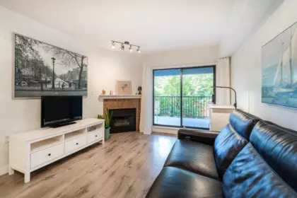 208 102 Begin Street, Coquitlam, BC, Coquitlam — Apartment/Condo for sale