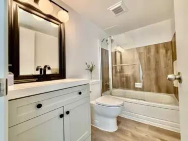 Bedroom 3 Photo of 202 1345 Chesterfield Avenue, North Vancouver, BC