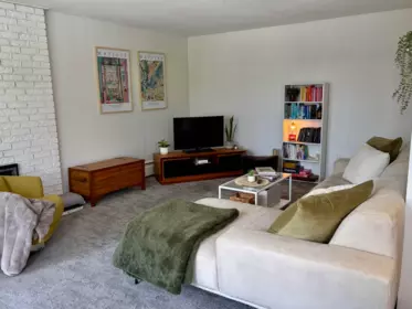 202 1345 Chesterfield Avenue, North Vancouver, BC, North vancouver — Apartment/Condo for sale