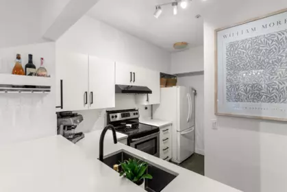 Kitchen Island Photo of 109 1369 56 Street, Tsawwassen, BC