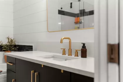 Powder Room Photo of 109 1369 56 Street, Tsawwassen, BC