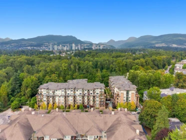 Garden / Landscaping Photo of 301 2465 Wilson Avenue, Port Coquitlam, BC
