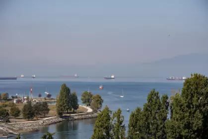 Bedroom 3 Photo of 1401 907 Beach Avenue, Vancouver, BC
