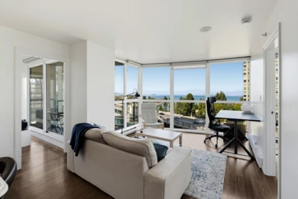 1401 907 Beach Avenue, Vancouver, BC, Vancouver — Apartment/Condo for sale