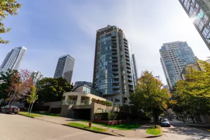 Neighborhood Park Photo Near 1401 907 Beach Avenue, Vancouver, BC