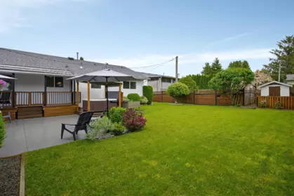 Hot Tub / Spa Photo of 46566 Brice Road, Chilliwack, BC