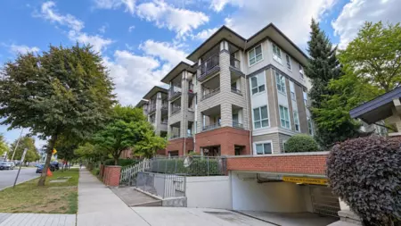 Loft / Bonus Room Photo of 203 9200 Ferndale Road, Richmond, BC