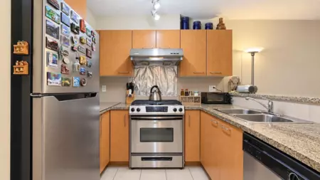 Primary Bedroom Photo of 203 9200 Ferndale Road, Richmond, BC