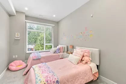 Basement Recreation Room Photo of 4682 Capilano Road, North Vancouver, BC