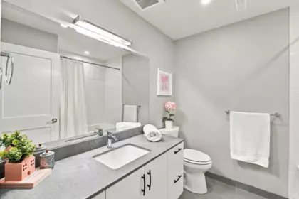 Mudroom Photo of 4682 Capilano Road, North Vancouver, BC