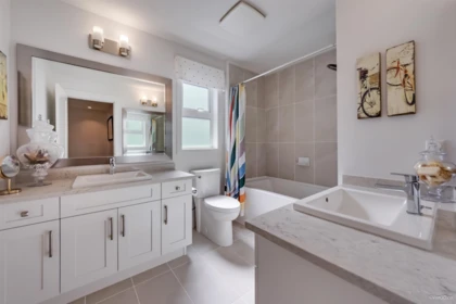 Powder Room Photo of 16788 Edgewood Drive, Surrey, BC