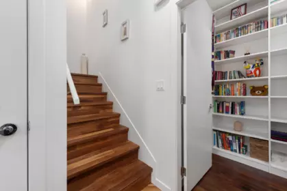 Hallway Photo of 253 108 W 1st Avenue, Vancouver, BC