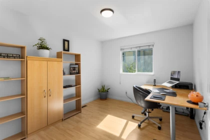 Hallway Photo of 12201 67a Avenue, Surrey, BC