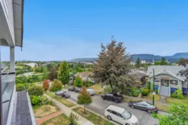 1 3436 Triumph Street, Vancouver, BC