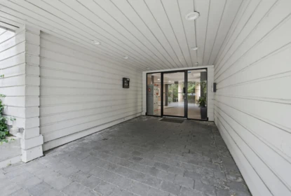 Swimming Pool Photo of 2125 W 2nd Avenue, Vancouver, BC