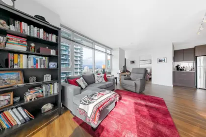 903 13308 Central Avenue, Surrey, BC, Surrey — Apartment/Condo for sale