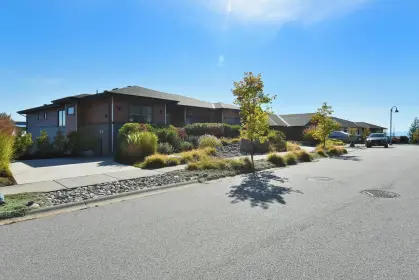 5957 Compass Lane, Sechelt, BC, Sechelt — Single Family Residence for sale