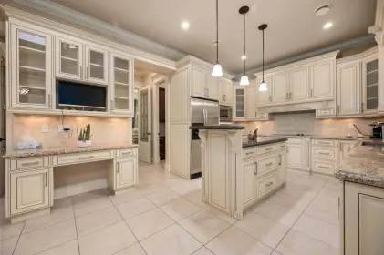 9711 Bakerview Drive, Richmond, BC, Richmond — Single Family Residence for sale