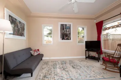 1210 Thomas Avenue, Coquitlam, BC, Coquitlam — Single Family Residence for sale