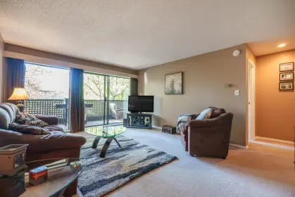 214 1945 Woodway Place, Burnaby, BC, Burnaby — Apartment/Condo for sale