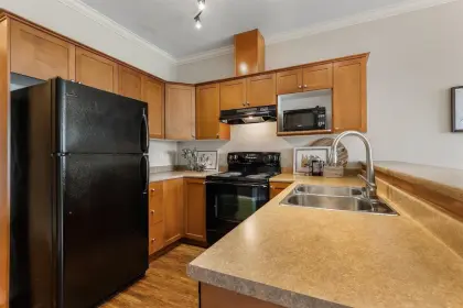 416 8955 Edward Street, Chilliwack, BC, Chilliwack — Apartment/Condo for sale