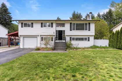 21034 Riverview Drive, Hope, BC, Hope — Single Family Residence for sale