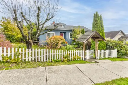 223 Marmont Street, Coquitlam, BC, Coquitlam — Single Family Residence for sale