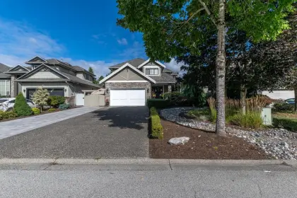 15801 110 Avenue, Surrey, BC, Surrey — Single Family Residence for sale