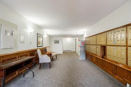 213 13316 Old Yale Road, Surrey, BC, Surrey — Apartment/Condo for sale