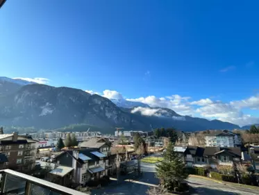 516 1211 Village Green Way, Squamish, BC, Squamish — Apartment/Condo for sale