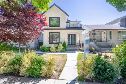 172 Ontario Place, Vancouver, BC, Main — 8 bed single family residence for sale