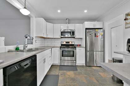 Mudroom Photo of 3244 Clearbrook Road, Abbotsford, BC