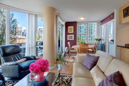 706 1077 Marinaside Crescent, Vancouver, BC, Vancouver — Apartment/Condo for sale