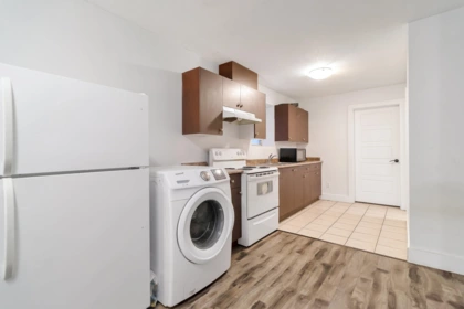 Hot Tub / Spa Photo of 12591 66b Avenue, Surrey, BC