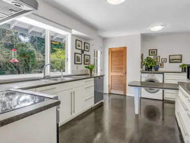 72 Glengarry Crescent, West Vancouver, BC, West Vancouver — Single Family Residence for sale