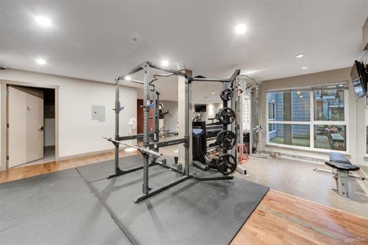 Staircase Photo of 417 13733 107a Avenue, Surrey, BC