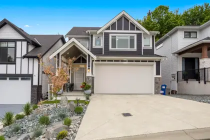 17 4581 Sumas Mountain Road, Abbotsford, BC, Abbotsford — Single Family Residence for sale