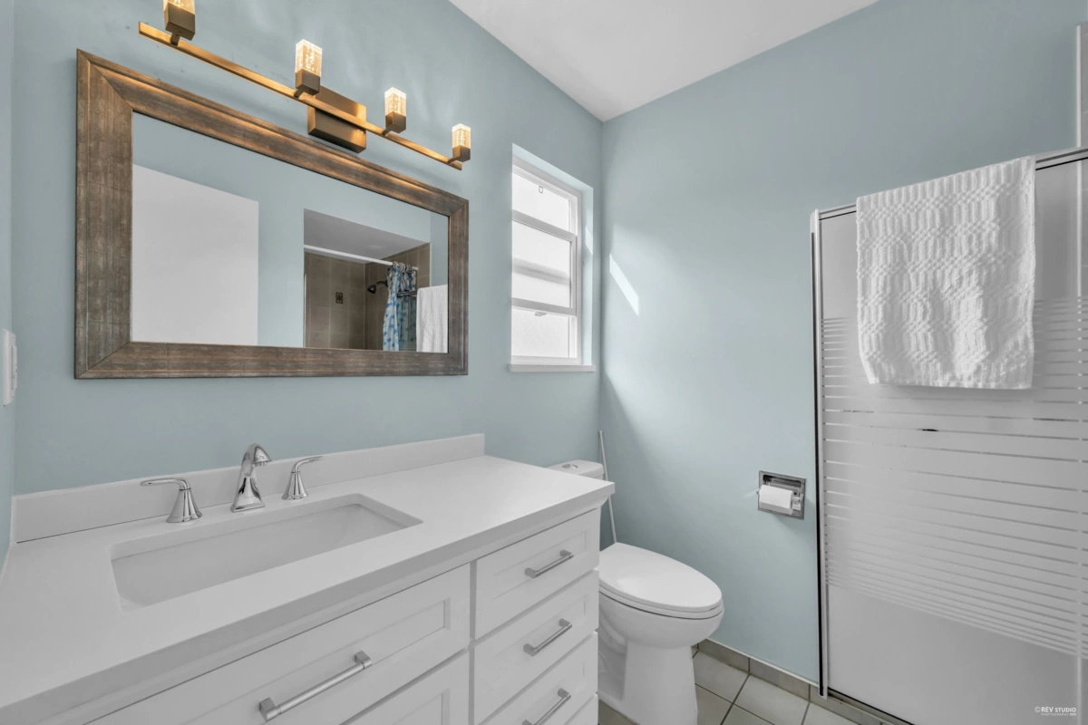 Family Room Photo of 4631 Dallyn Road, Richmond, BC