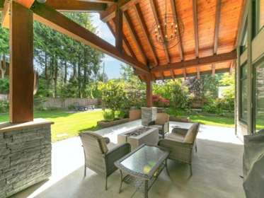 Garden / Landscaping Photo of 20290 40 Avenue, Langley, BC