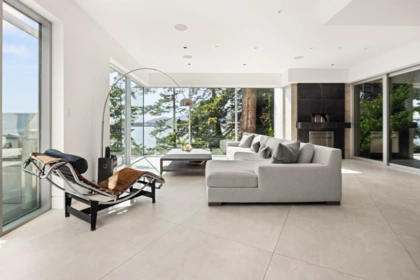 Breakfast Nook Photo of 5225 Gulf Place, West Vancouver, BC